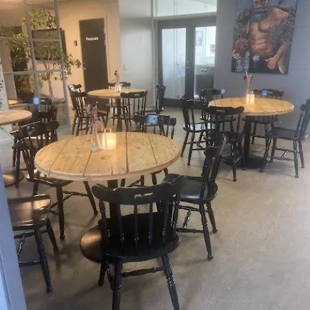 Motel Thorhallen Kultur Og Sportscenter